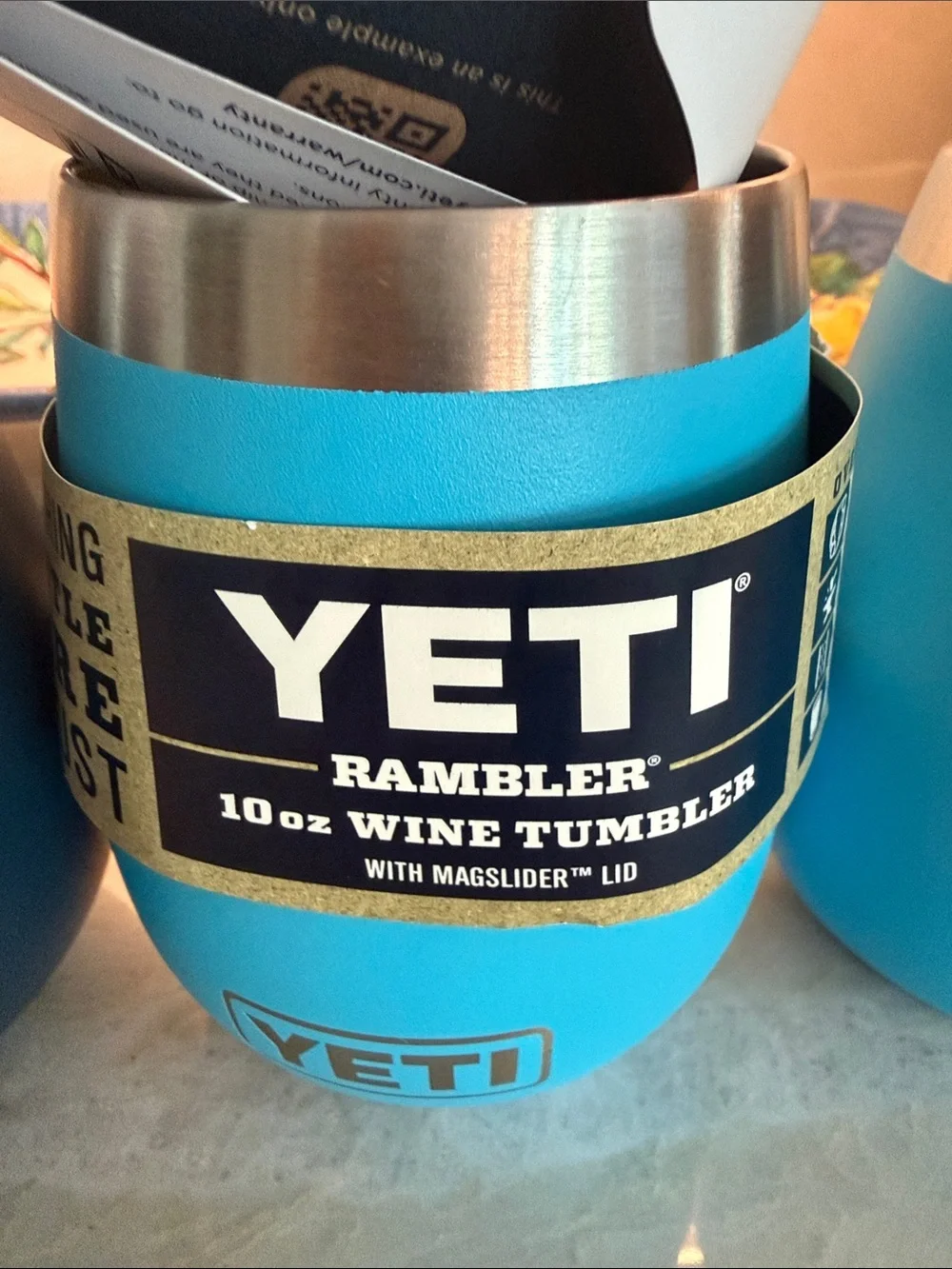 Yeti 10oz Rambler Wine Tumblers in Navy and Bright Blue